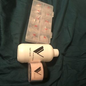 Valentino acrylic nails